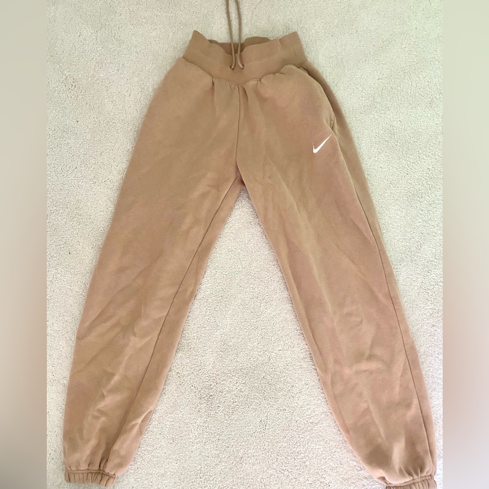 Nike xxs tan high waisted sweatpants